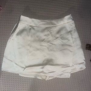 Medium sized skort